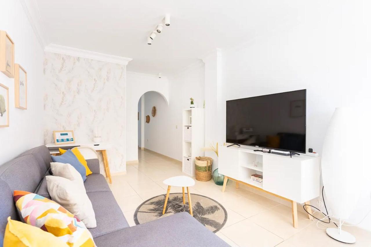 Amplio Y Comodo Apartamento En Callao Salvaje. Esterno foto